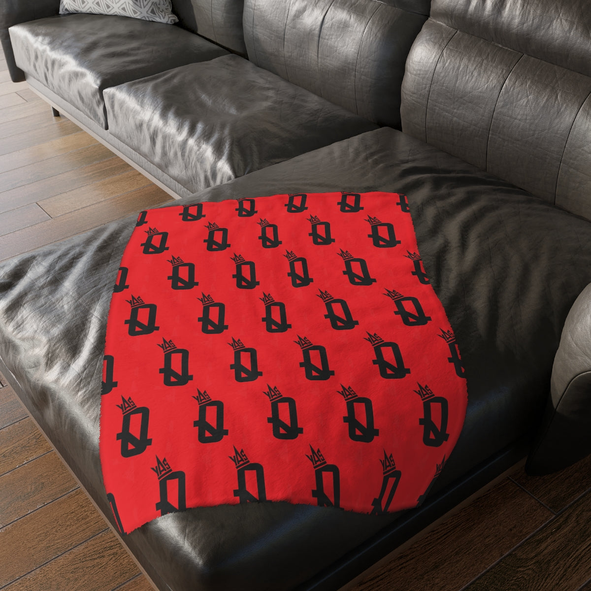 Red Proud Queen Velveteen Minky Blanket (Two-sided print)