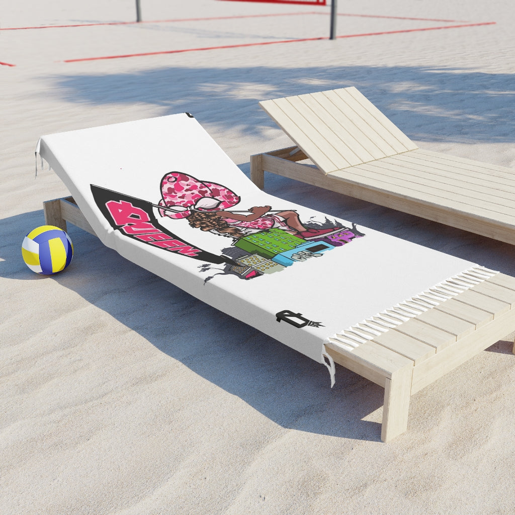 Young Queen Beach Cloth